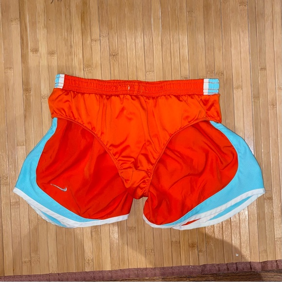 Nike Running Women's Tempo Track Shorts in Orange/Blue - Picture 11 of 11